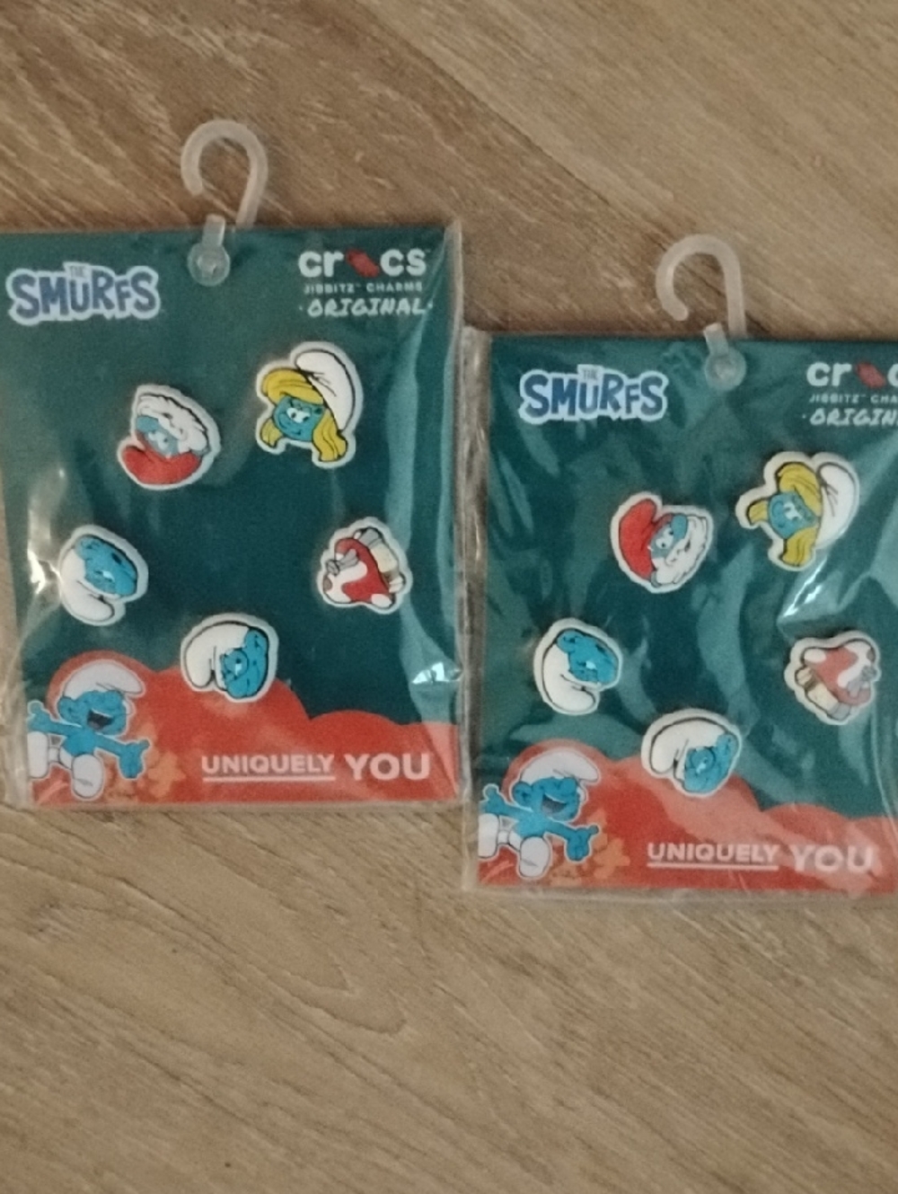 CROCS The Smurfs Jibbitz Charms – Blue, White & Red